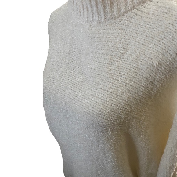Express | Womens Cream Super soft open back turtle neck sweater size SP - Picture 5 of 7